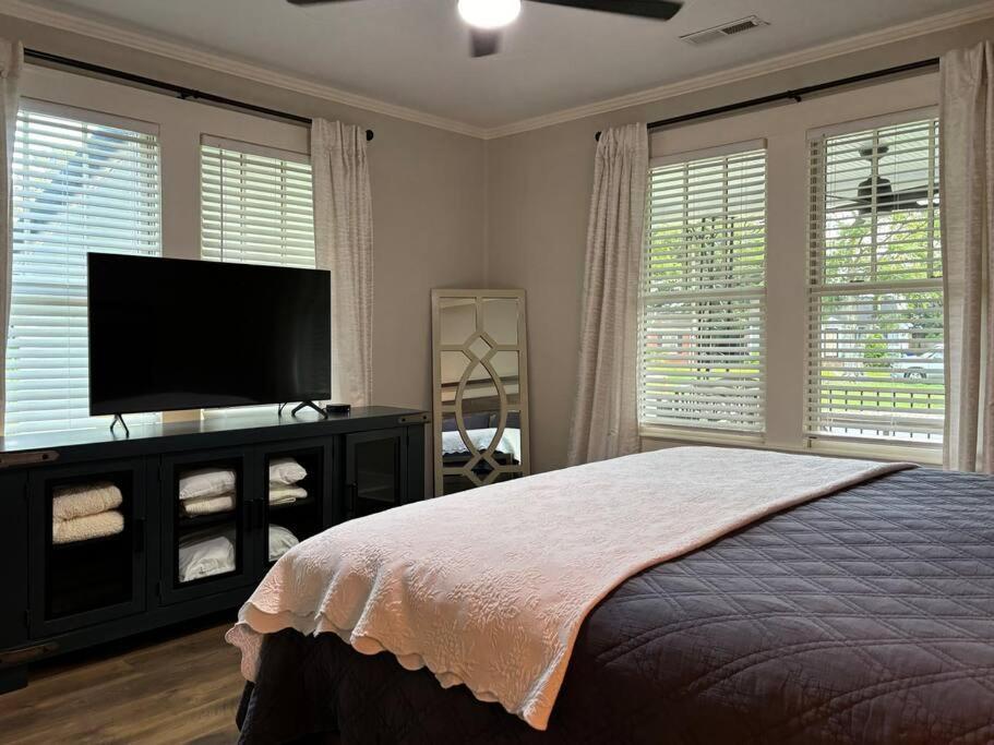 Вилла Charming Charleston House Экстерьер фото