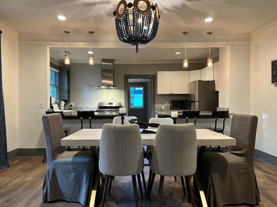 Вилла Charming Charleston House Экстерьер фото